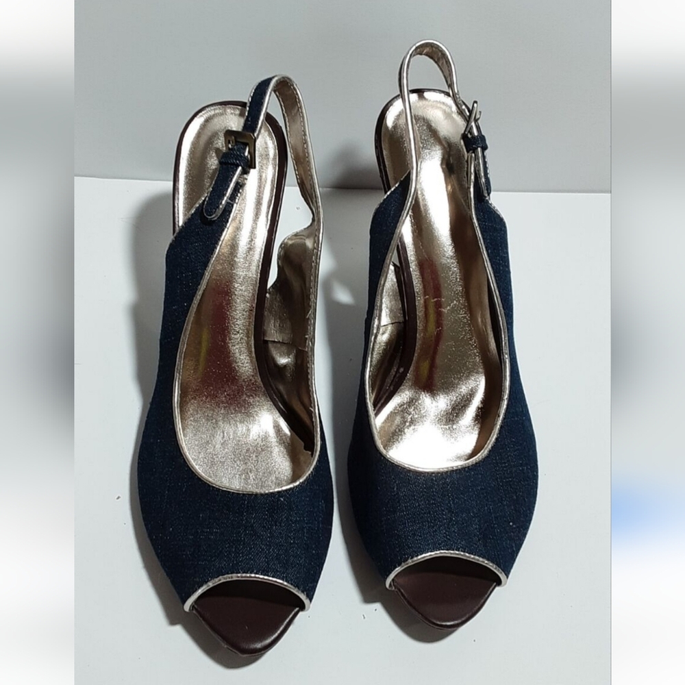 Chic Denim Jean and Silver Peep Toe Heels 9